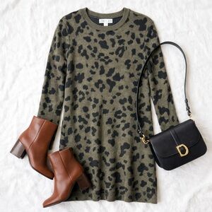 John + Jenn Olive Leopard Print Knit Sweater Dress Size Medium Animal Print